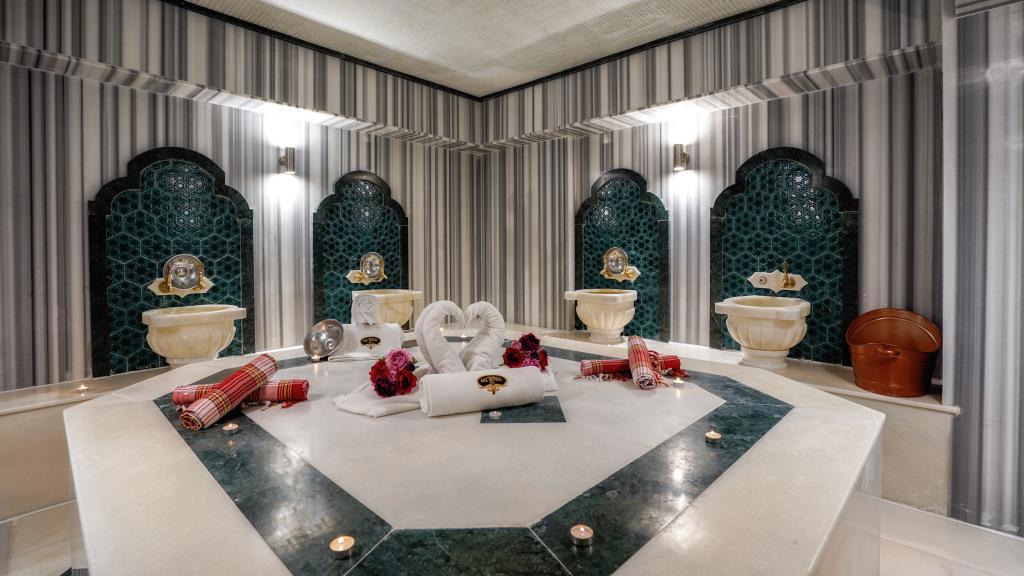 Leslion Luxury - Spa Hotel