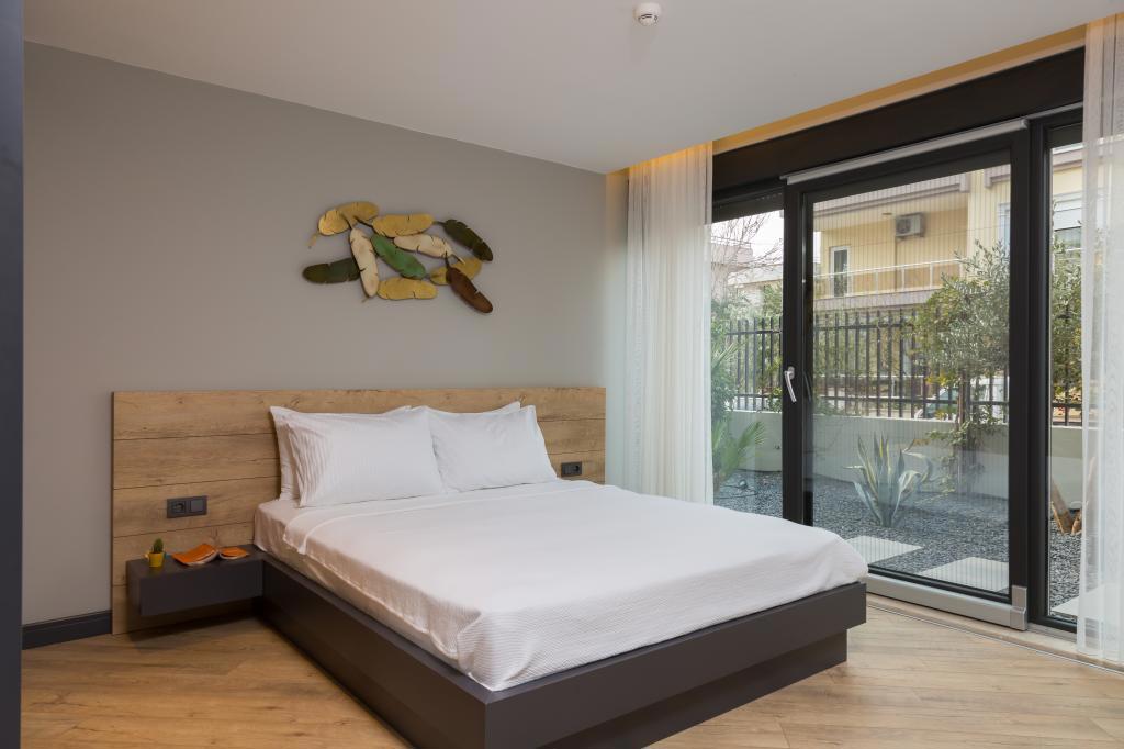 Z-Suites