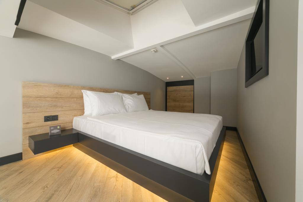 Z-Suites