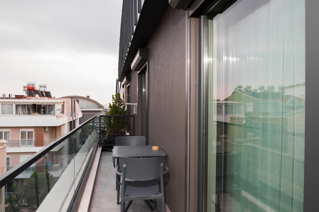 Z-Suites