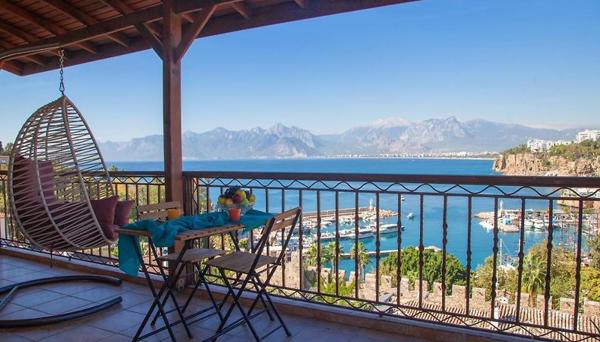 Mavi Avlu Old Town Apartments