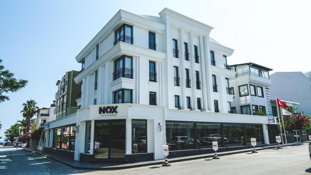 Nox Plus Hotel