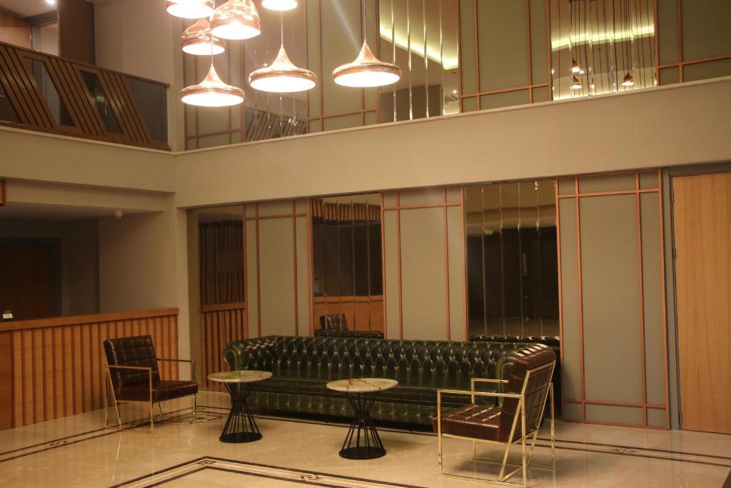 Ereza Otel