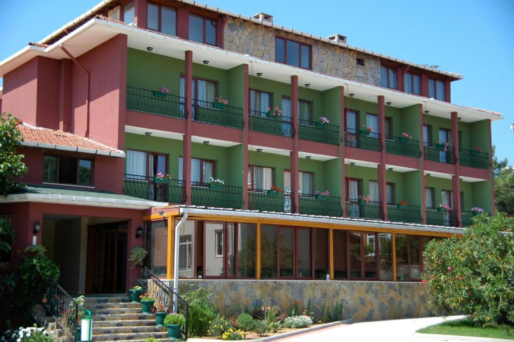 Rhebas Hotel