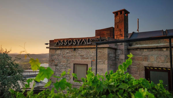 Assosyal Otel