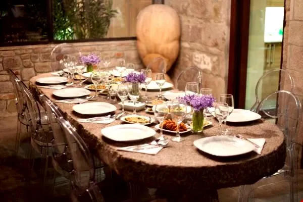 Assosyal Otel