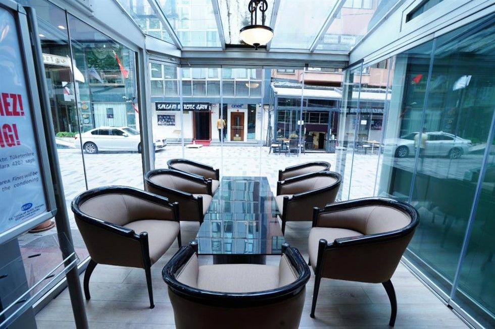 Mineo Hotel