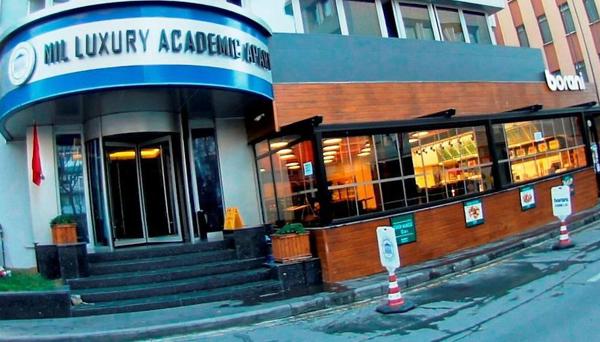 Nil Luxury Academic Apart