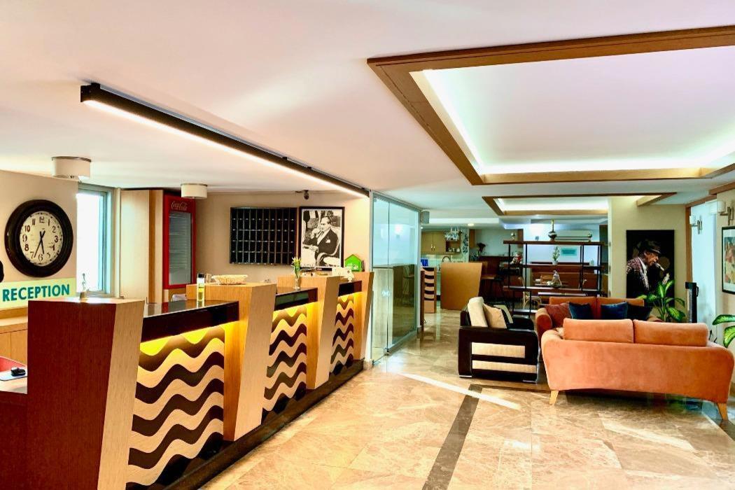 Regna Hotel