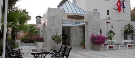 St. Nicholas Park Hotel