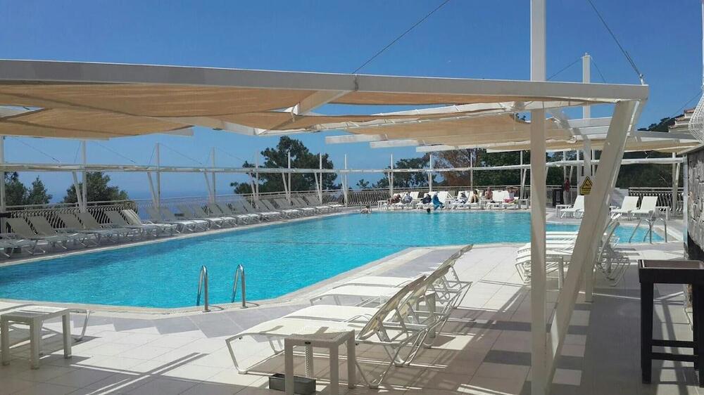 St. Nicholas Park Hotel