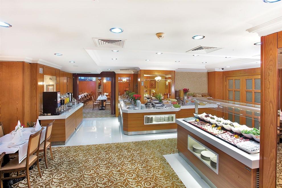 Grand Hilarium Hotel