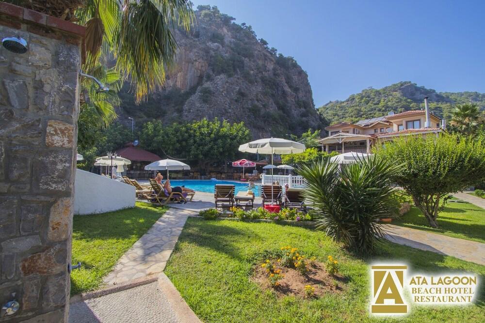 Ata Lagoon Beach Hotel