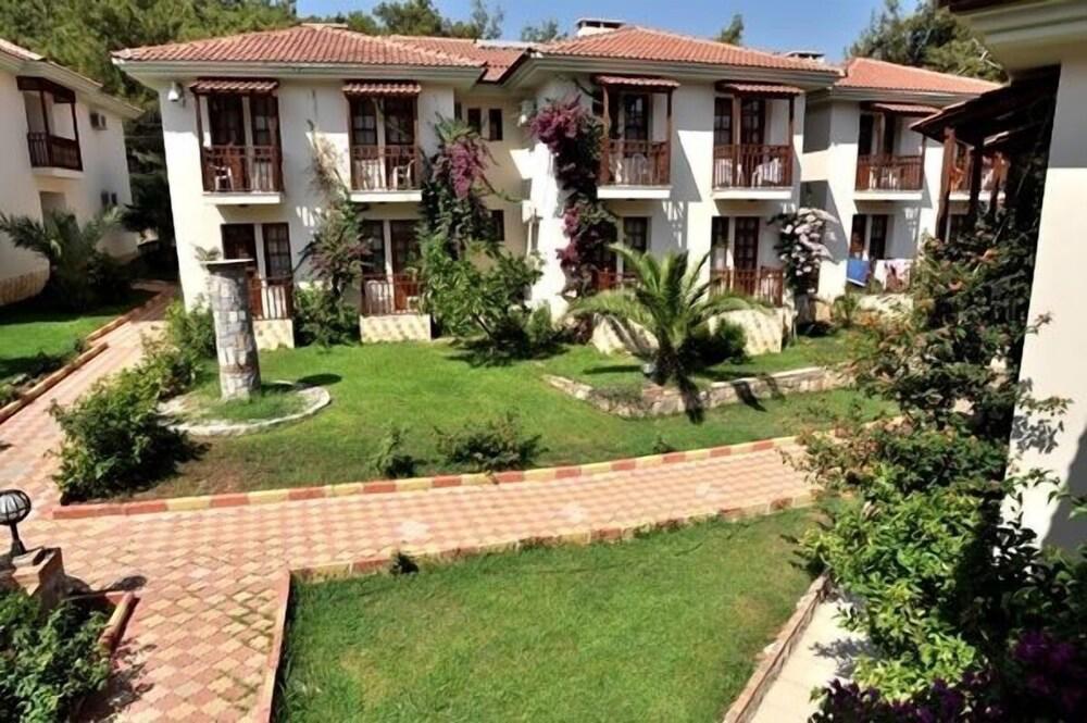 Telmessos Neva Muhafazakar Aile Oteli
