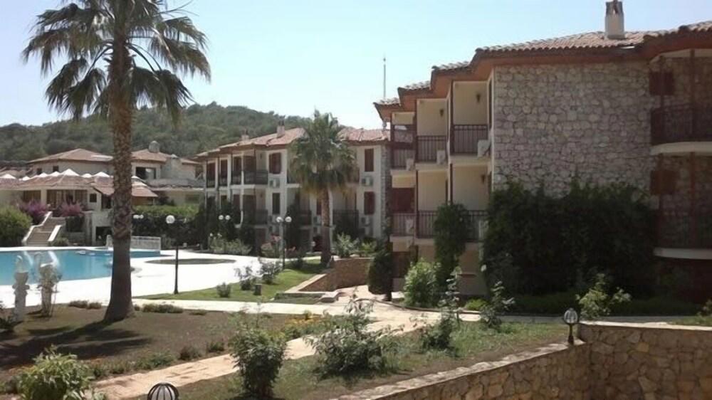 Telmessos Neva Muhafazakar Aile Oteli