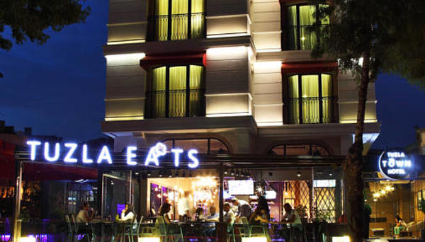 Tuzla Town Hotel