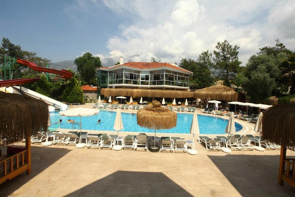 Telmessos Select Hotel
