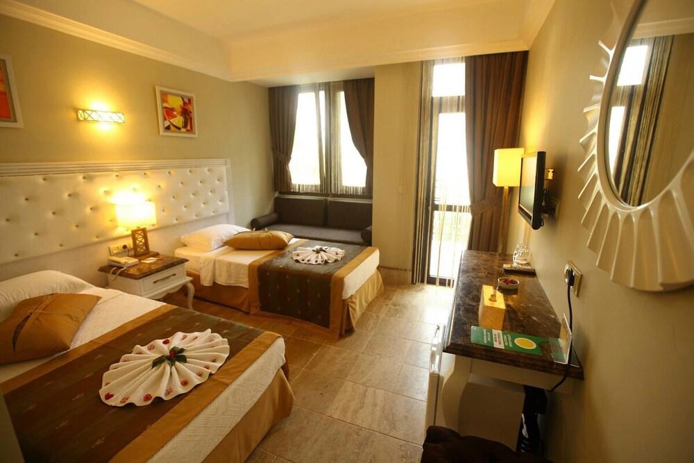 Telmessos Select Hotel