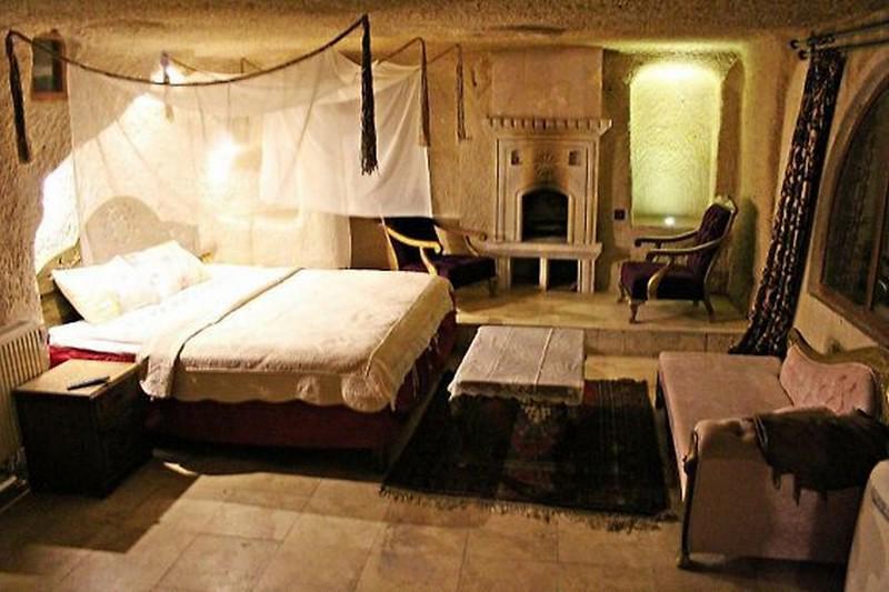 Hilem Cave House