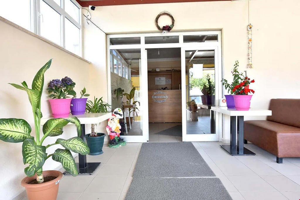 Özden Apart Otel