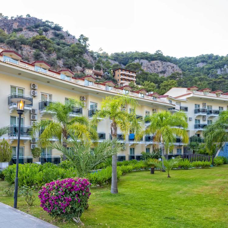 Montebello Resort Hotel Cheap Prices, Reviews & Ratings