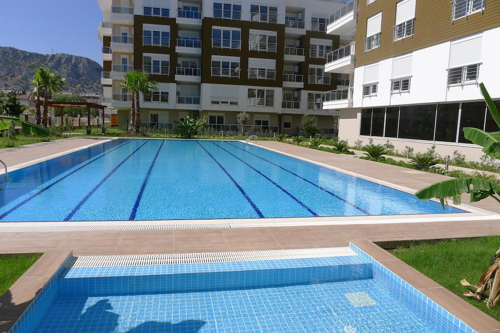 Emerald Green Residence