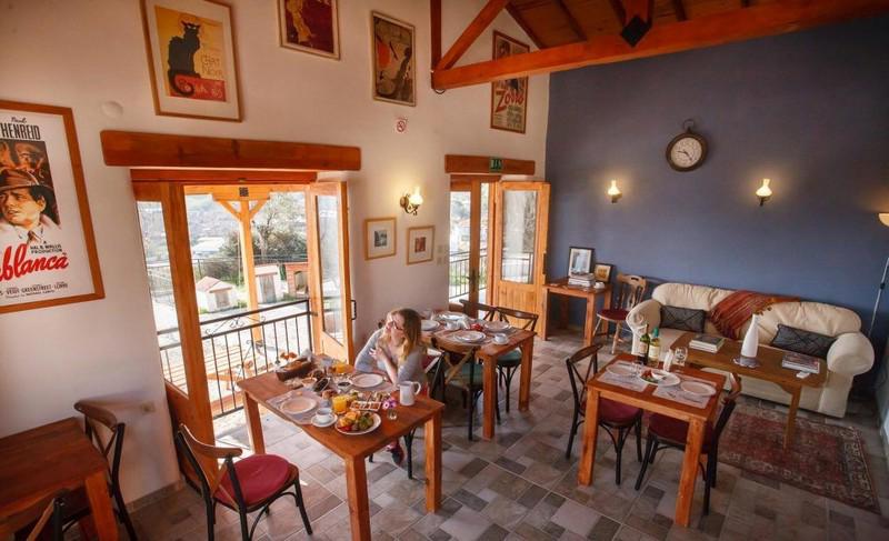 Ionia Guest House
