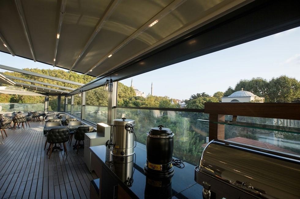 Navoris Hotel