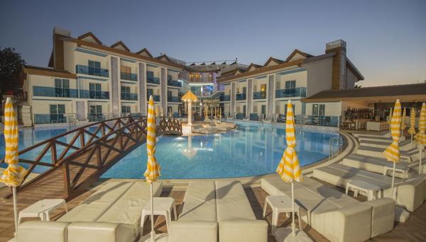 Ocean Blue High Class Hotel & Spa