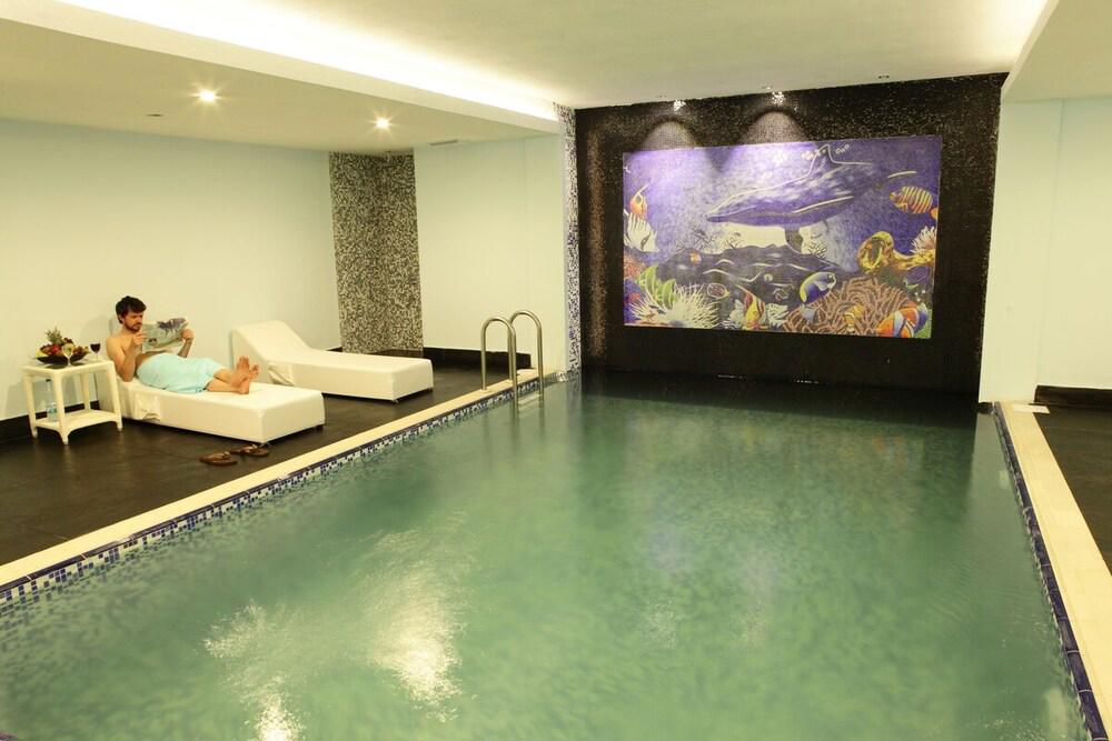 Ocean Blue High Class Hotel & Spa