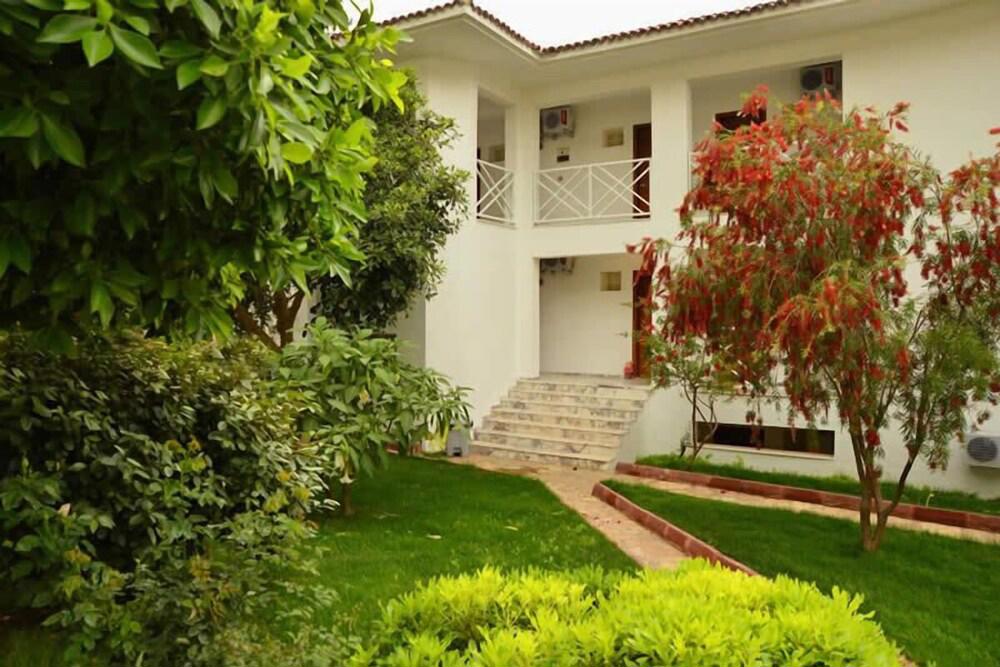 White Otel Ölüdeniz