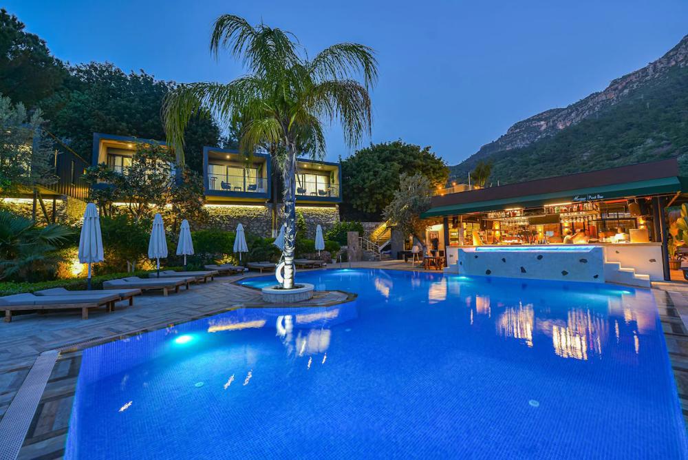 Morina Deluxe Hotel