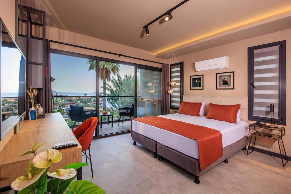 Morina Deluxe Hotel
