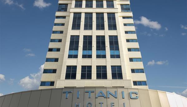Titanic Business Kartal