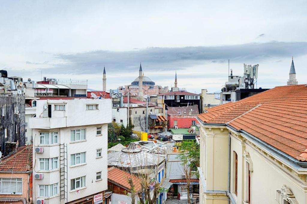 Akdeniz Hotel