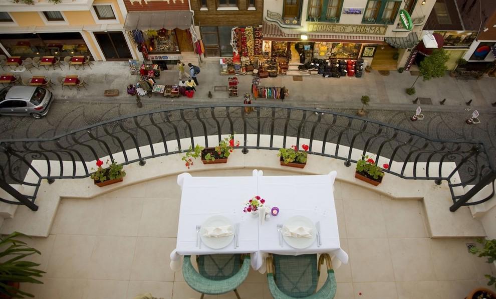 Glk Premier Regency Suites & Spa