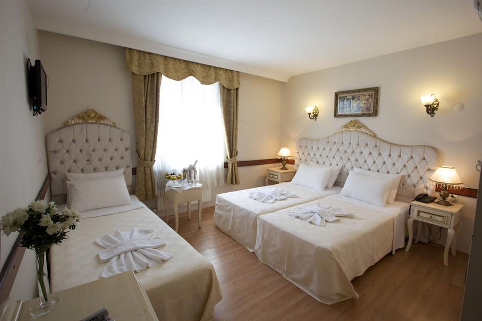 Adora Hotel