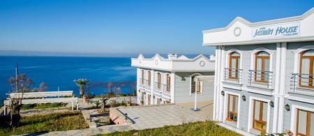 Inta Jasmin House