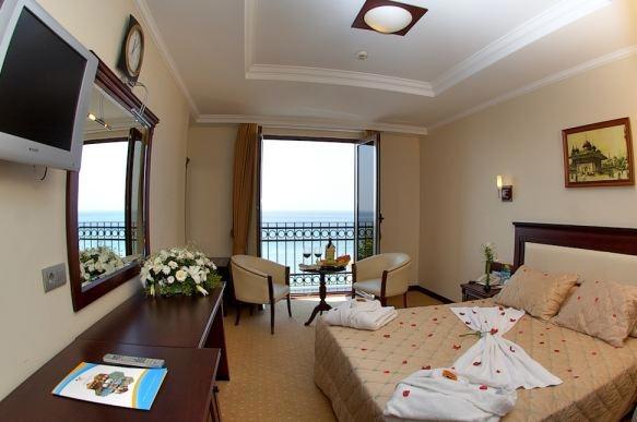 Blue World Hotel