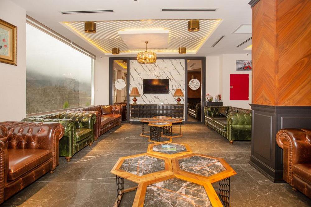 Jolnar Garden Hotel