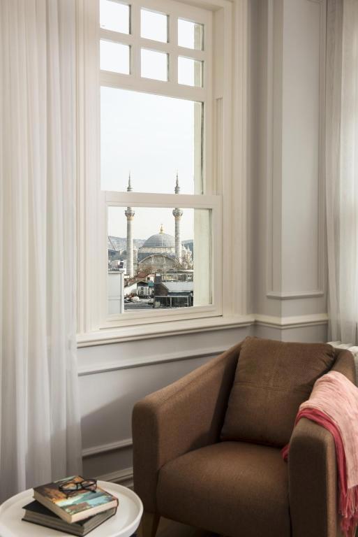 Nevv Bosphorus Hotel & Suites
