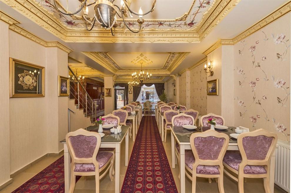 İstanbul Holiday Hotel