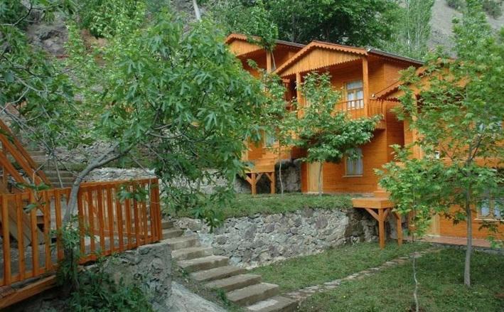 Kapuzbaşı Şelale Motel