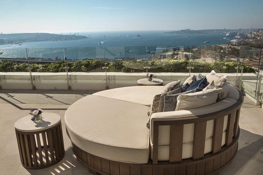 Conrad İstanbul Bosphorus