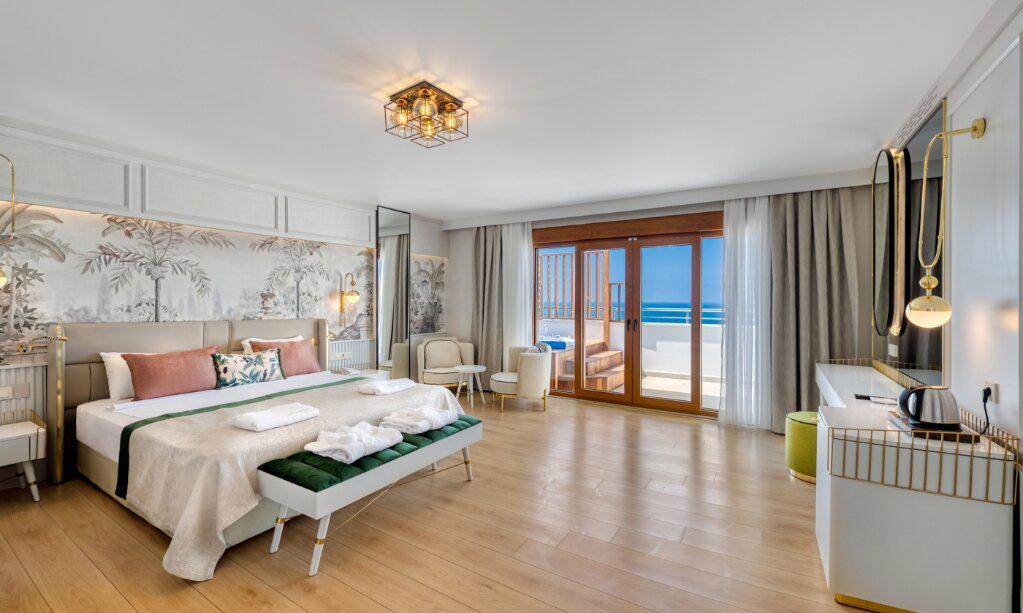 Adin Beach Hotel