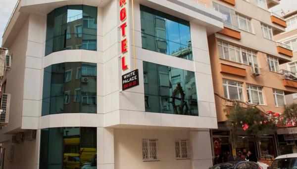 White Palace Hotel