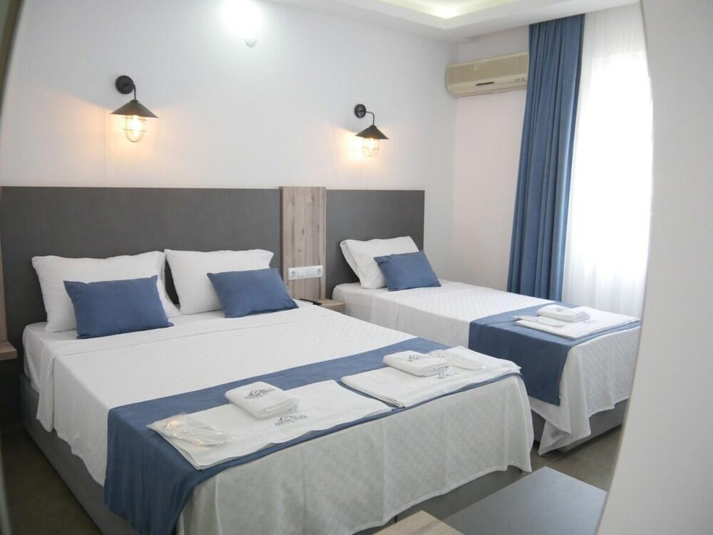 Nefis Hotel