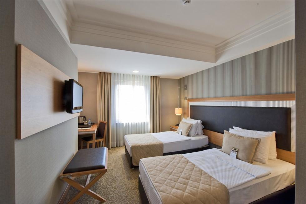 Grand S Hotel