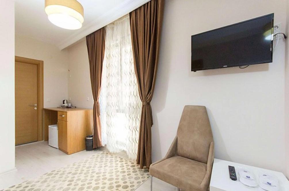 216 Comfort Inn Suite