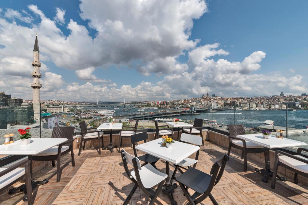 Alpek Hotel